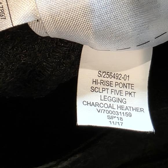 GAP High Rise Sculpt Legging Size 14 - Picture 5 of 7